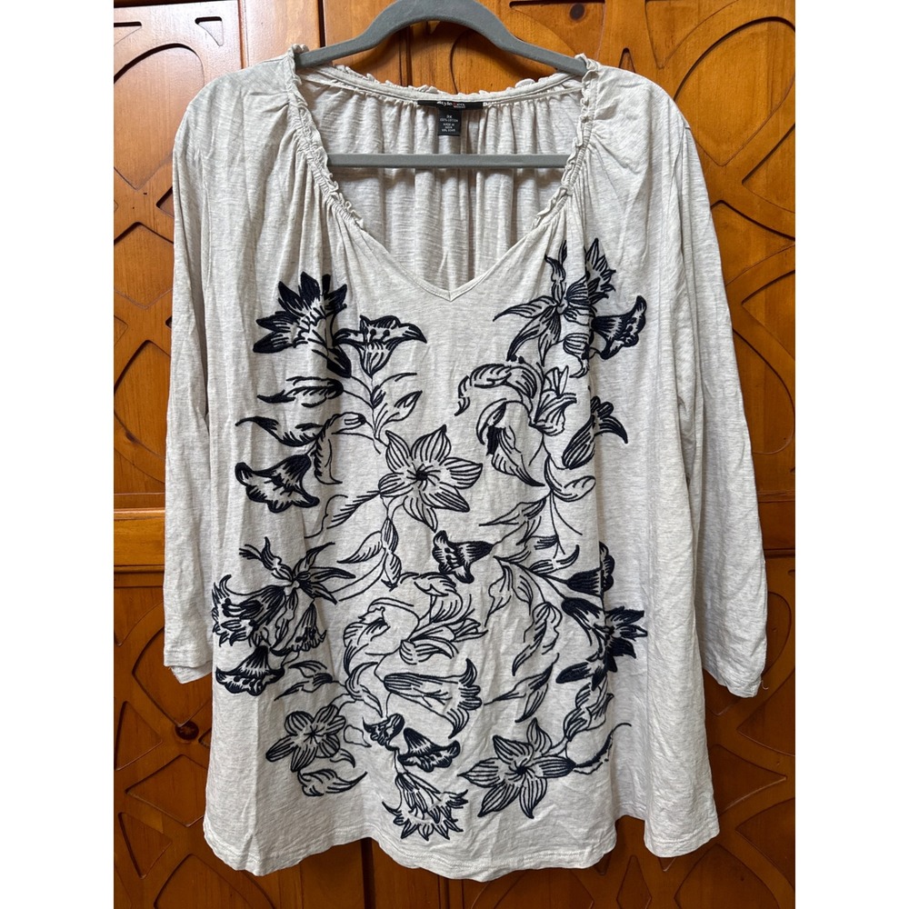 Style & Co Woman 3X Oatmeal Navy Blue Floral Embroidered Cotton Slub Top 3/4 Sle